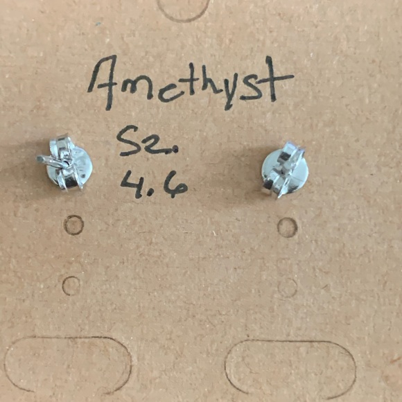 Stud Amethyst - Picture 2 of 2